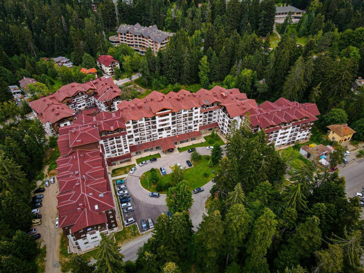 The Green Apartment Borovets Bagian luar foto